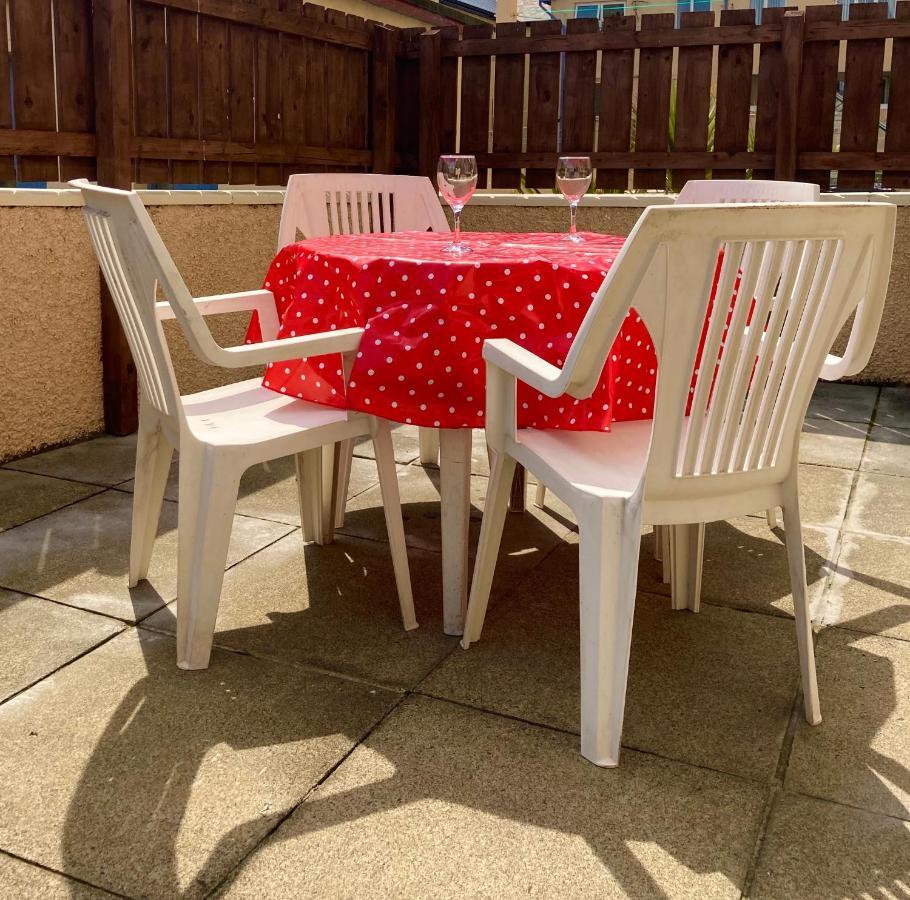 Number 14 Self Catering, Portrush, Northern Ireland Екстериор снимка